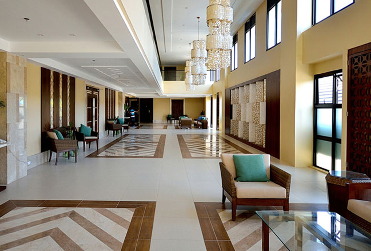 落ち着いたロビー