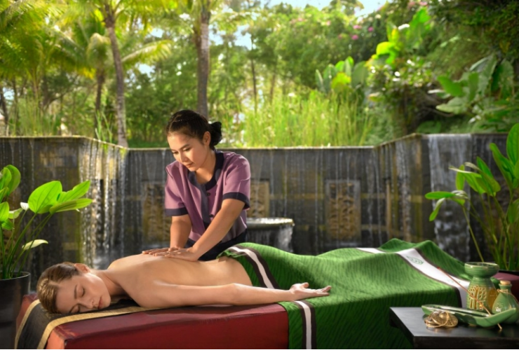 自然に満ちた人気のスパ