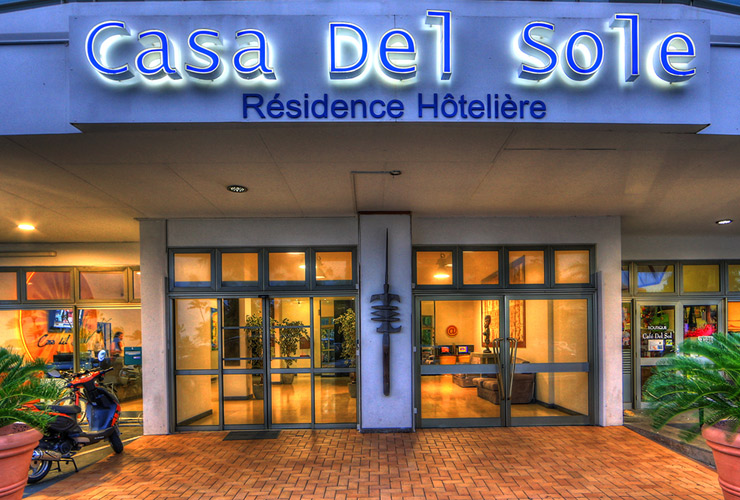 カサデルソルの外観