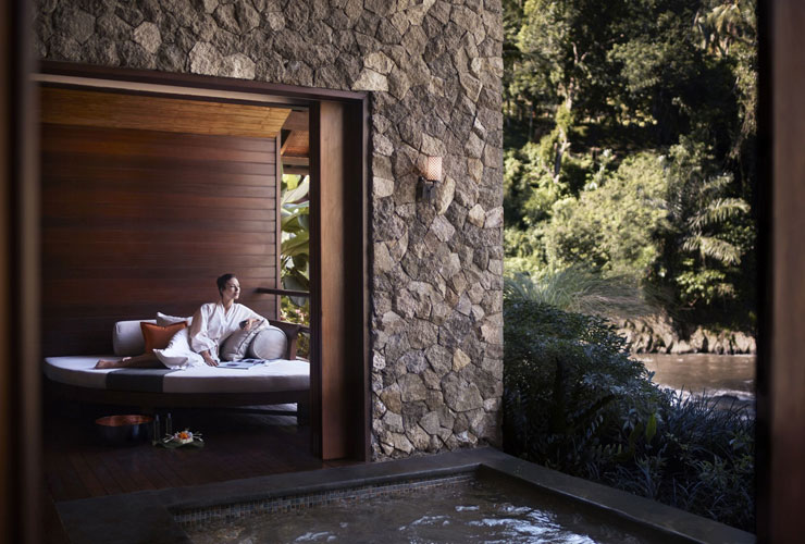 スパのトリートメントでリラックス