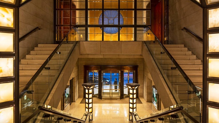 重厚感のあるホテル出入口（公式ホームページより）