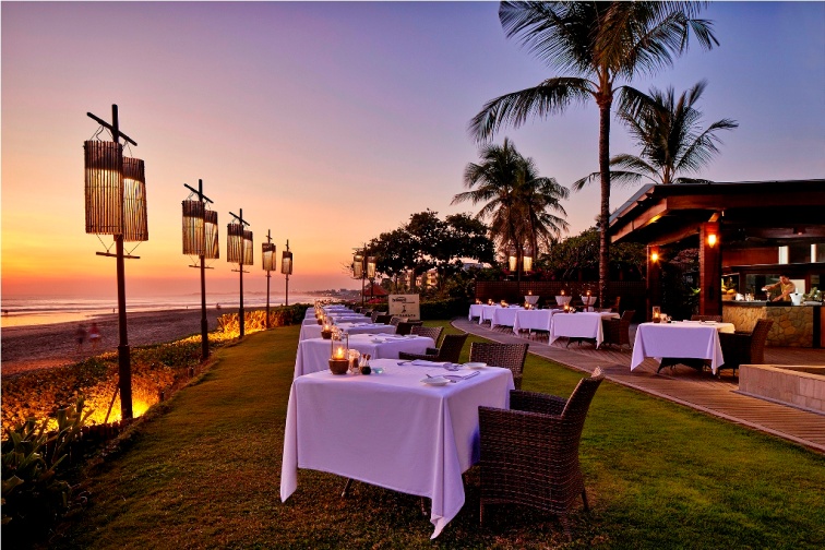 有名な「ブリーズ」レストラン