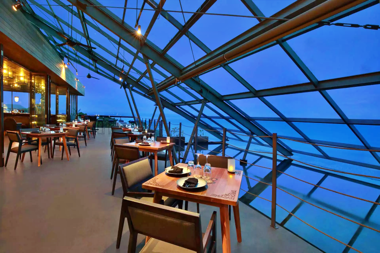 ムーンライトキッチン＆バー