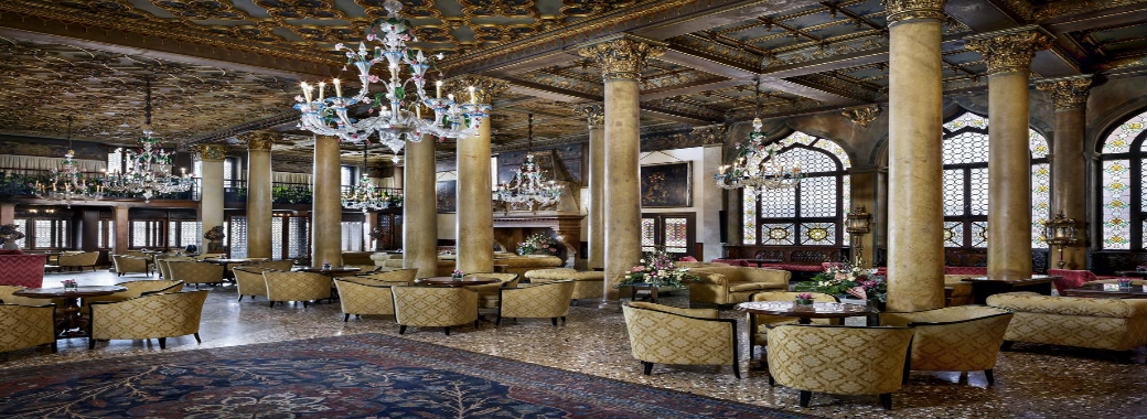 レストラン内観