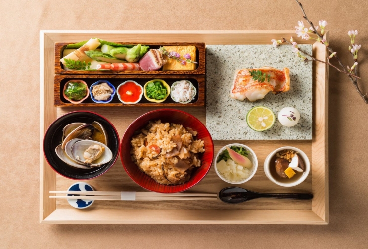 ザ ノット札幌 レストラン「LES BOIS」 食事イメージ
