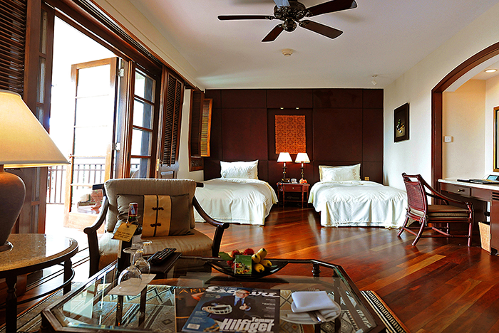 シックで高級感あふれる客室