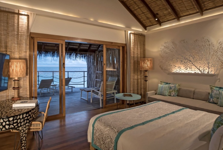 水上ヴィラ客室一例