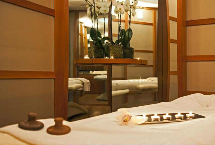 安らぎのマッサージルームで旅行中の疲れもリフレッシュ。