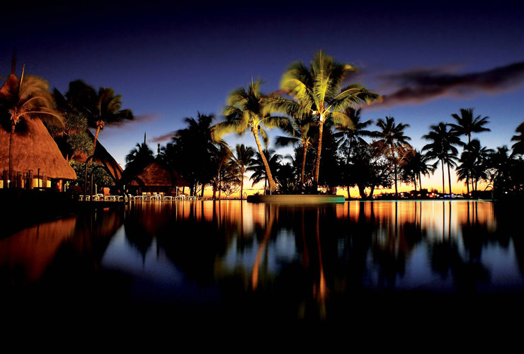 夕暮れ時の美しいサンセットの眺め