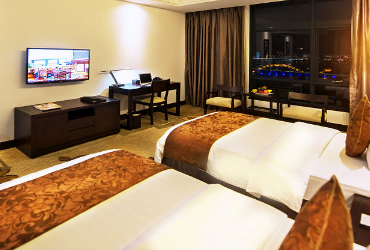 一部のお部屋からはダナン名所のドラゴン橋が見えます