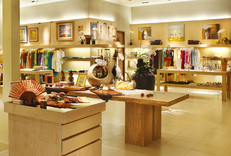 お土産も選べるギフトショップ