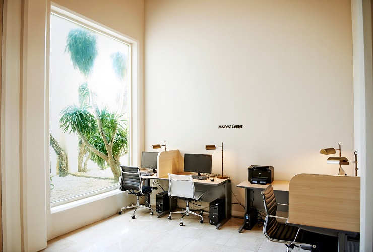 ビジネスセンターではPC、プリンター、WIFIのご利用が可能です