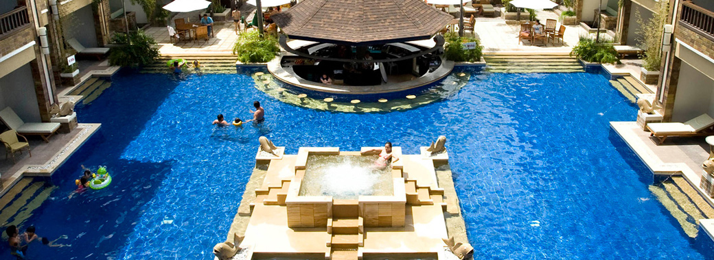 スイミングプール