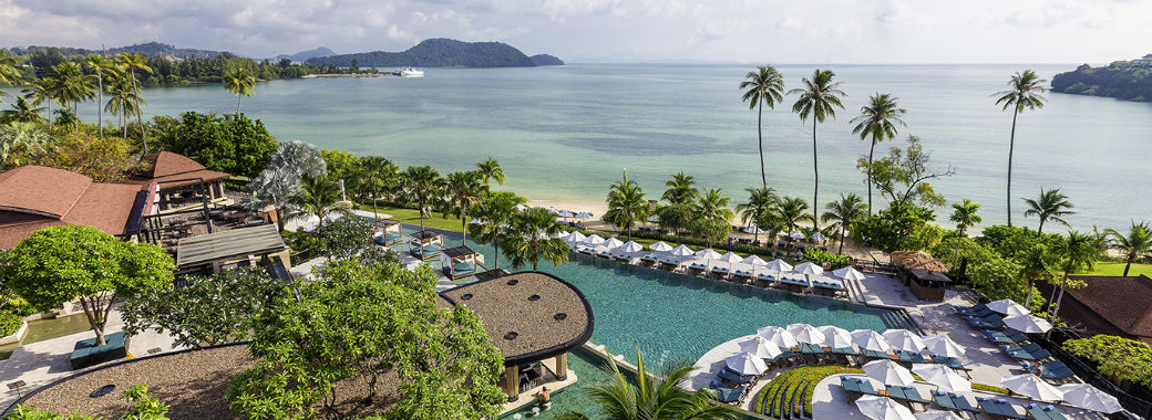 静かなビーチにある豪華リゾート