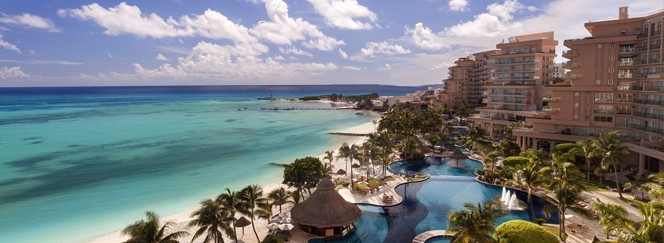 グランド フィエスタ アメリカーナ コーラル ビーチ カンクン外観