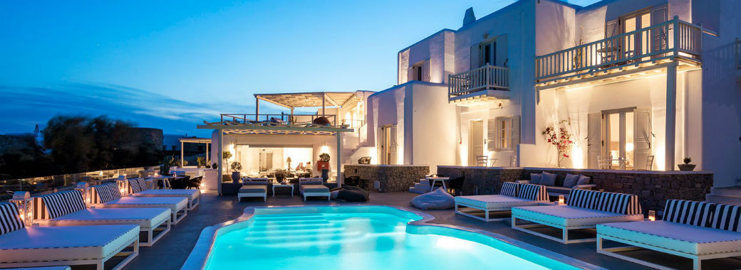 現代的な雰囲気のホテル。