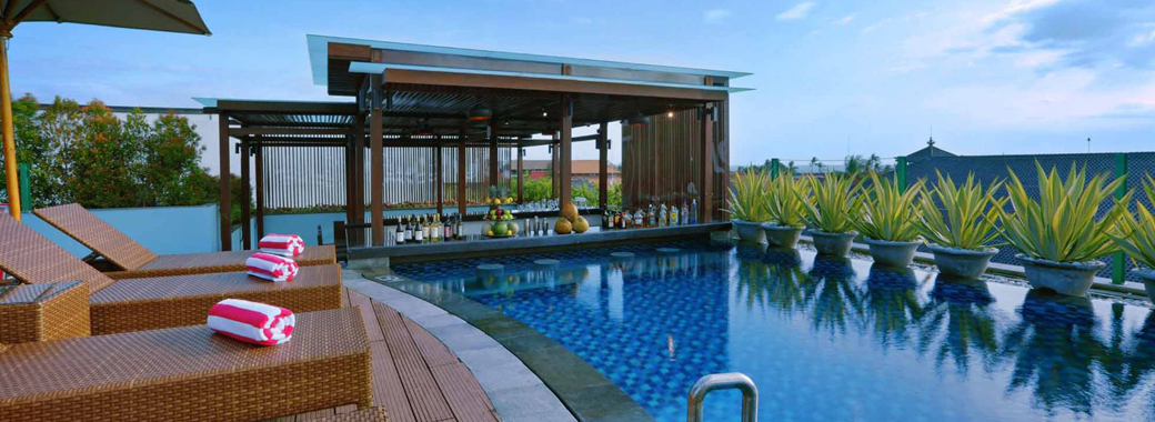 ルーフトッププール