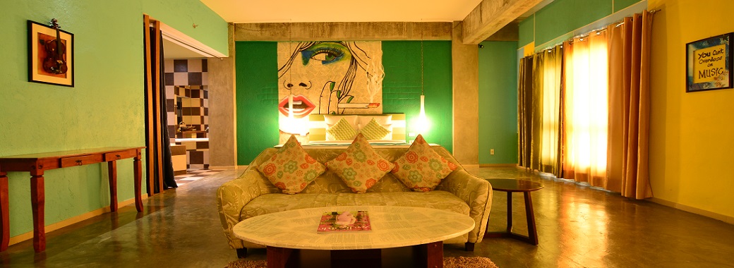 ヘンリーホテル ユニークなデザインが特徴的な客室