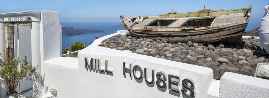 ホテルの入口。