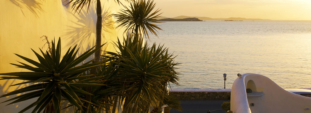 ホテルから海も目の前。