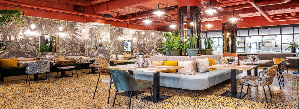 緑たくさんのレストラン