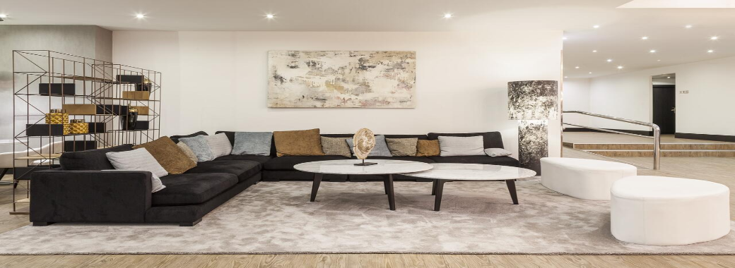 ゆったり寛げるロビー