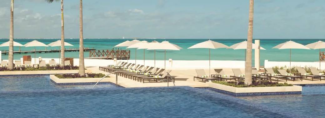 ハイアット ジーヴァ カンクン・インフィニティプール（公式HPより）