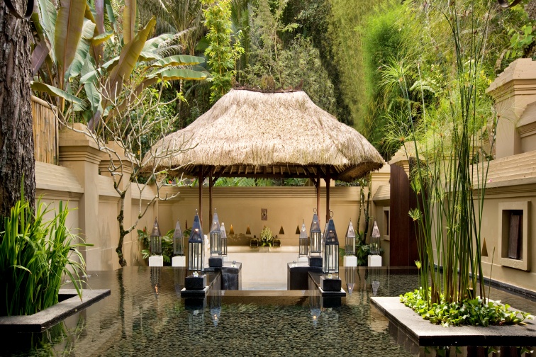 ロイヤル アユンヴィラ