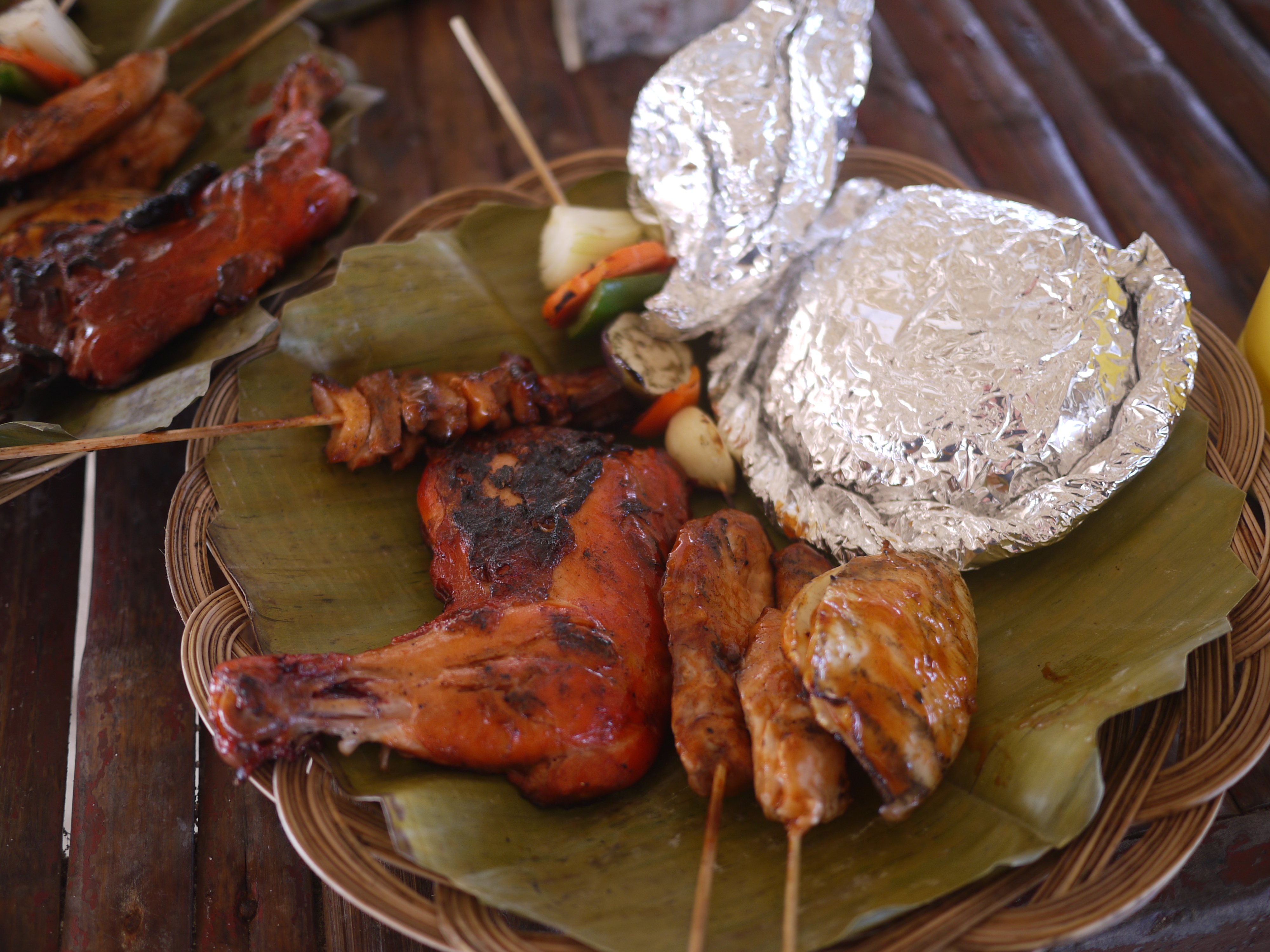 パンダノン島でランチ
