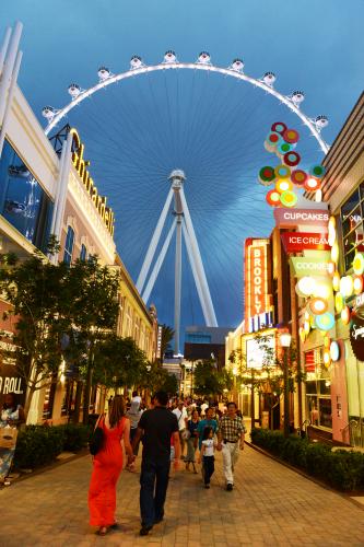観覧車「ハイ・ローラー」 ©Las Vegas News Bureau