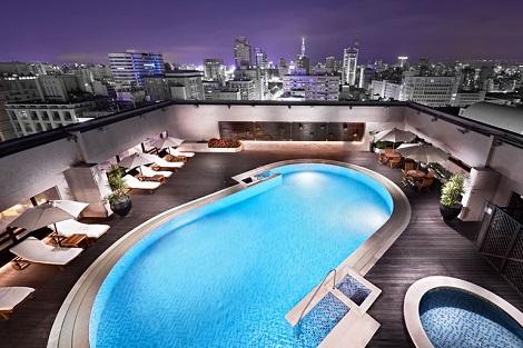 台北:シェラトン グランデ 屋上プール