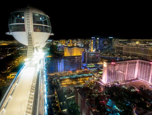ラスベガスの絶景を360°楽しめる観覧車「ハイローラー」