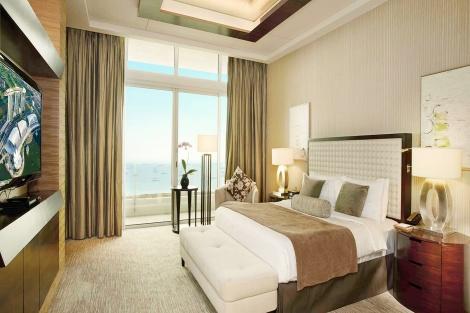 シンガポール:マリーナベイサンズ Marina Suite Harbor View 客室一例/提供:Marina Bay Sands