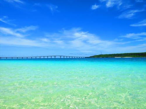 宮古島 日本一綺麗なビーチにも選ばれた与那覇前浜ビーチ