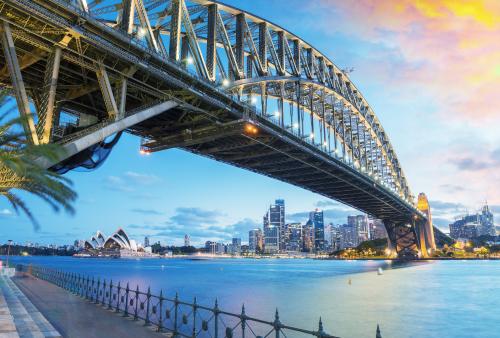 オーストラリア、シドニー。夕暮れ時の素晴らしいスカイライン（イメージ）
