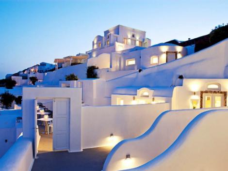 サントリーニ島：カナベス イア ホテル 外観