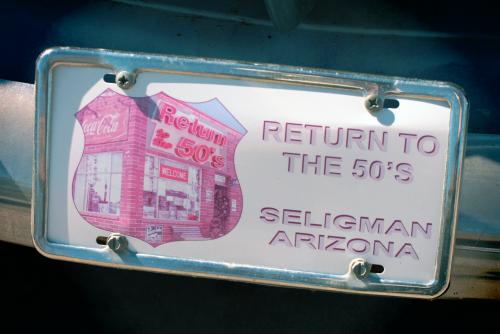 50年代にタイムスリップ!ルート66の街、セリグマン