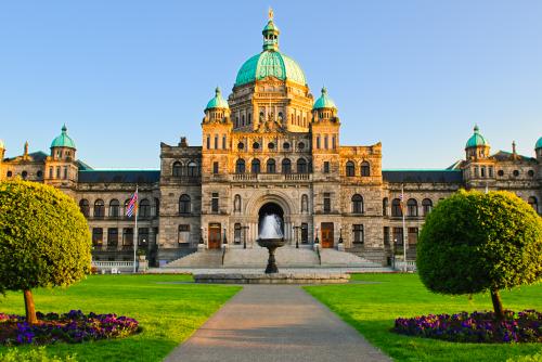 無料で内部を見学できる州議事堂(ビクトリア)