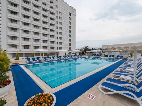 アンタルヤ：ベスト ウェスタン プラス カーン プール