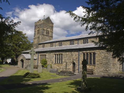 ◇ウィンダミア：聖マーティン教会