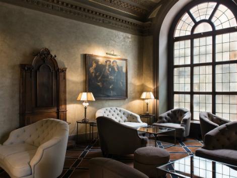 フィレンツェ：グランド ホテル バリョーニ バー