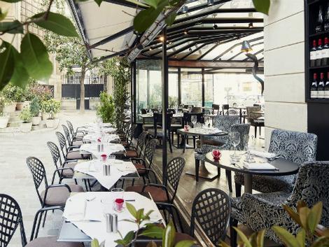 パリ:ルーメン パリ ルーヴル レストランテラス席