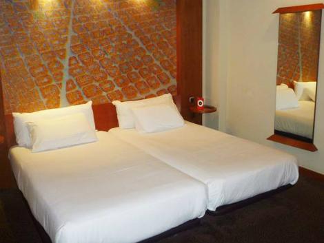 バルセロナ:アバ サンツ ホテル 客室一例