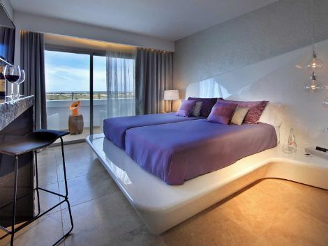 イビサ島：ウシュアイア イビサ ビーチ ホテル 客室一例