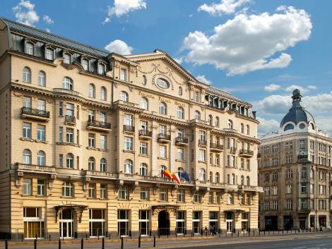 ワルシャワ:ポロニア パレス ホテル 外観