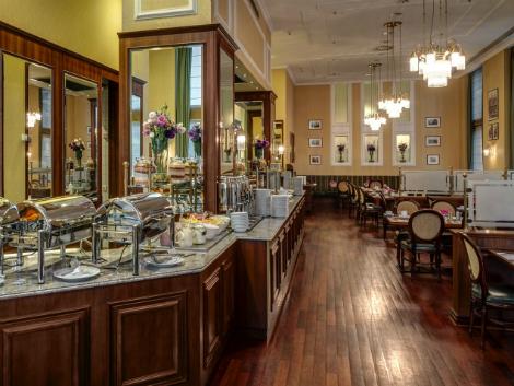 ワルシャワ：ポロニア パレス ホテル レストラン