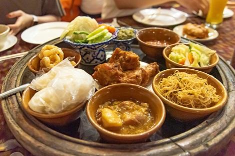 北タイのカントーク料理