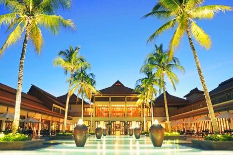 フラマリゾート：屋外プールイメージ