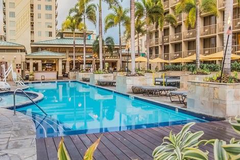 エンバシースイーツ プール