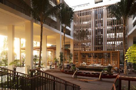 ハワイ島：マウナ・ラニ・オーベルジュ・リゾート・コレクション　